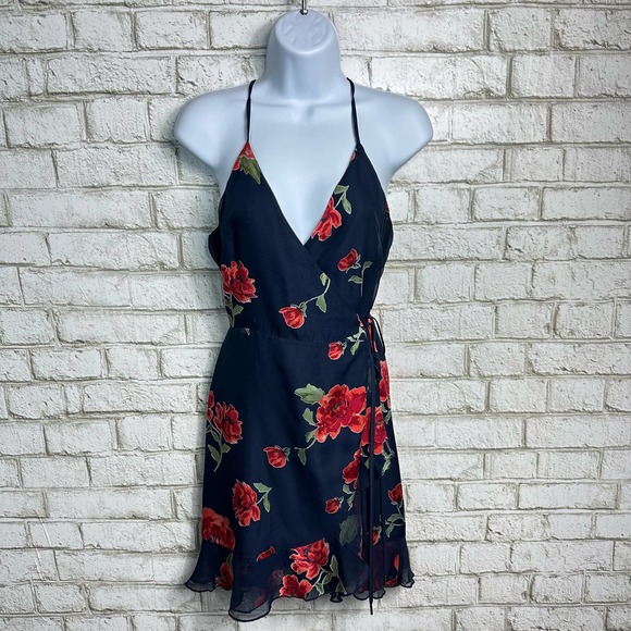 Lovers + Friends Dress Gigi Wrap Floral Mini Ruffle Sleeveless Halter Blue Pink - Picture 2 of 9